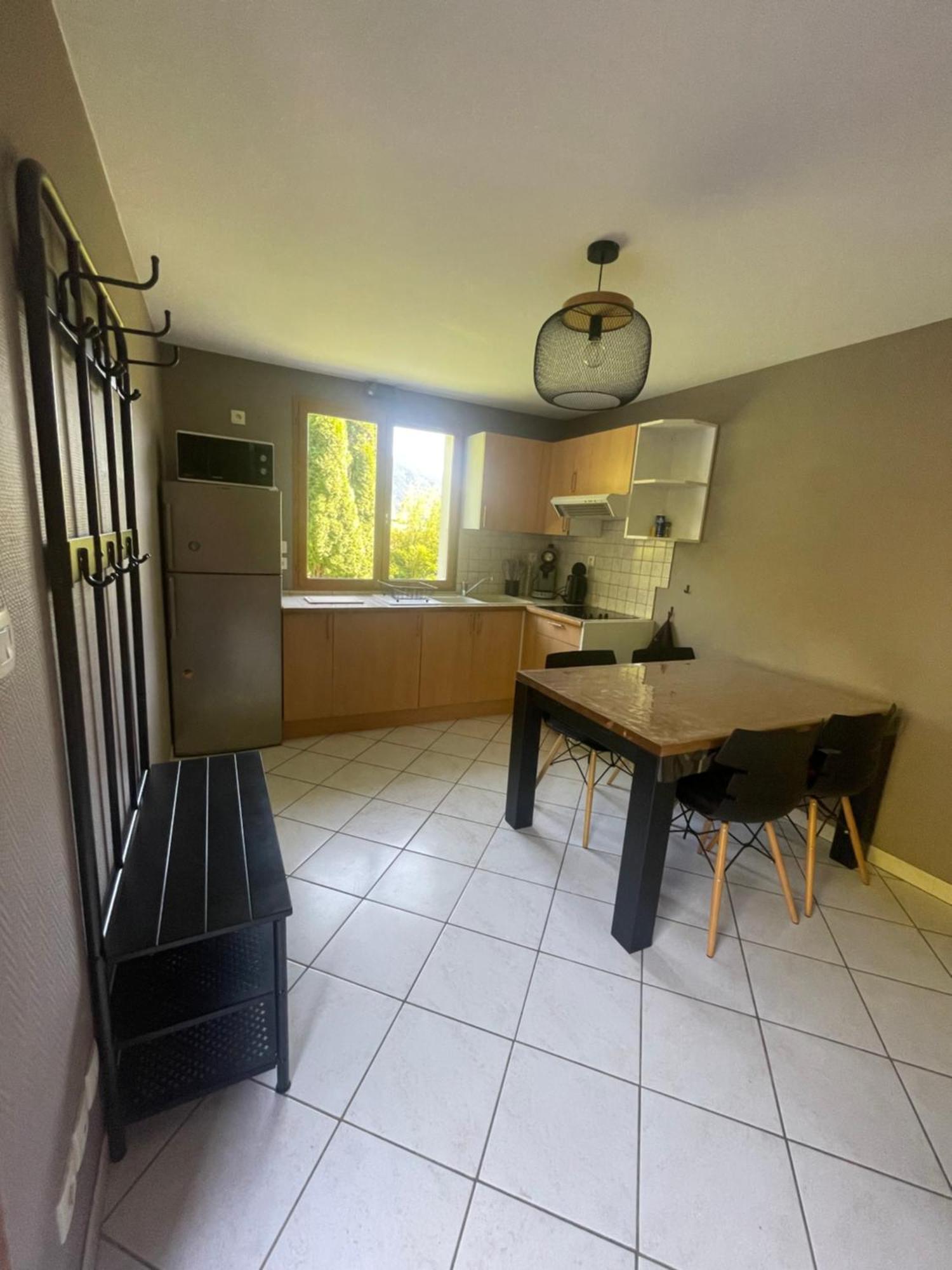 Thônes Appartement Entre Lac Et Montagnes מראה חיצוני תמונה
